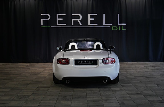 Mazda MX-5 5 of 20