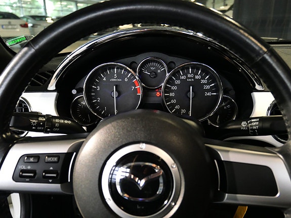 Mazda MX-5 11 of 20