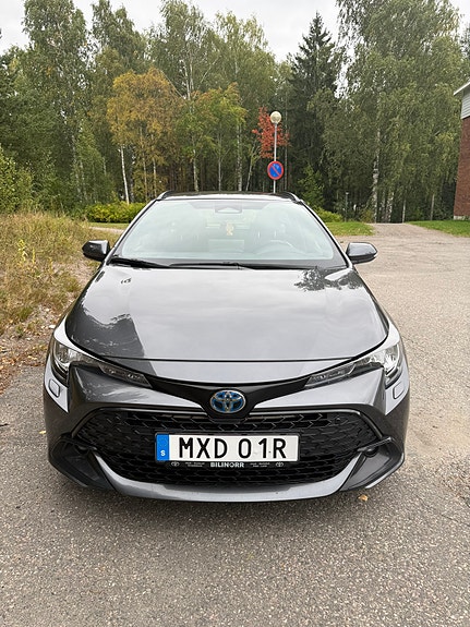 Toyota Corolla 3 of 7