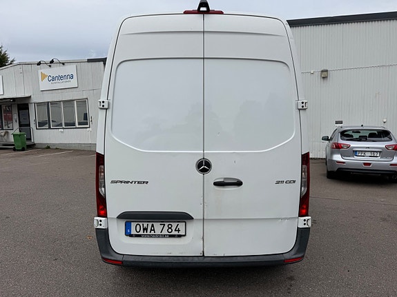 Mercedes-Benz Sprinter 211 6 of 15
