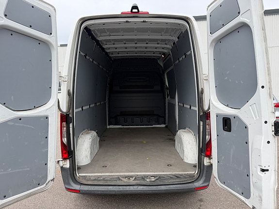 Mercedes-Benz Sprinter 211 7 of 15