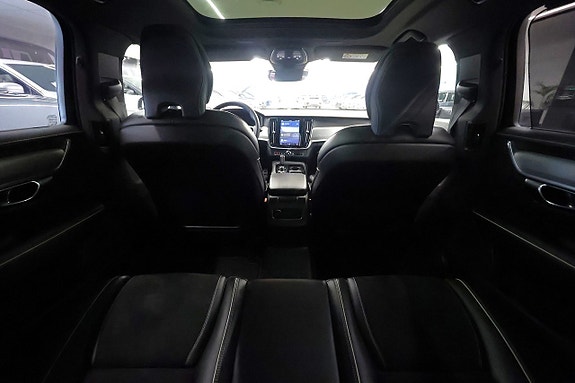Volvo V90 14 of 27