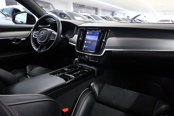 Volvo V90 18 of 27