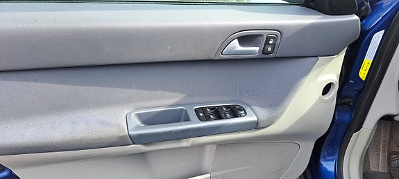 Volvo V50 6 of 18