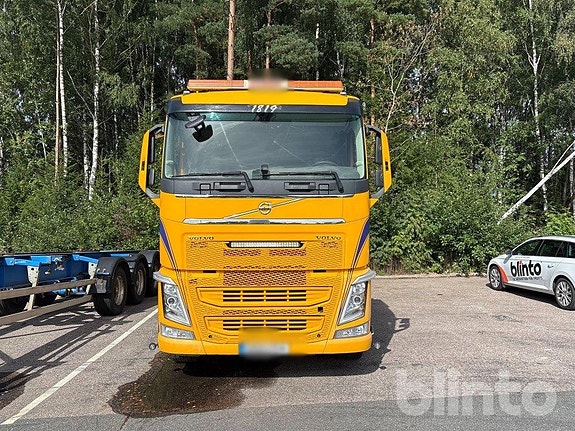 Grusbil / Schaktbil VOLVO FH12 510 8x4*4 2 of 6
