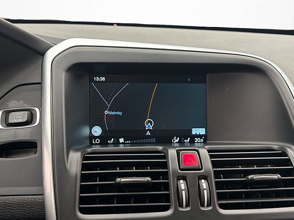 Volvo XC60 19 of 29