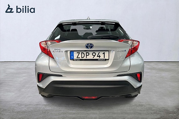 Toyota C-HR 5 of 21