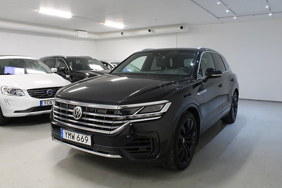 Volkswagen Touareg 4 of 14