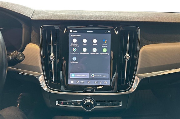 Volvo V90 Cross Country 24 of 30