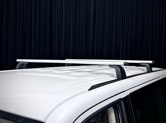 Volkswagen Multivan 3 of 30