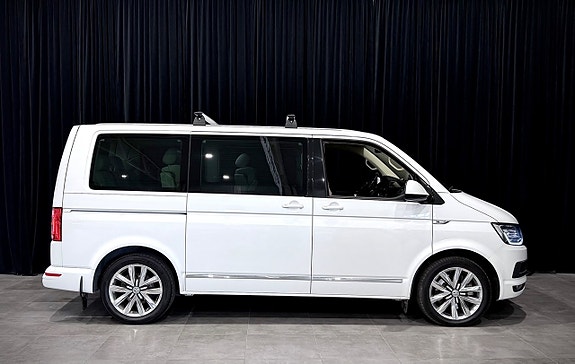 Volkswagen Multivan 5 of 30