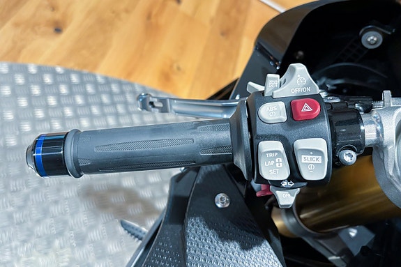 BMW S 1000 RR |Mivv|Downforce spoiler|Kolfiber|Race paket|821 mil| 17 of 19