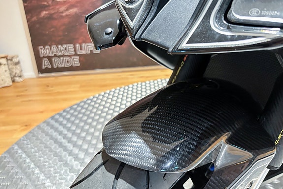 BMW S 1000 RR |Mivv|Downforce spoiler|Kolfiber|Race paket|821 mil| 12 of 19