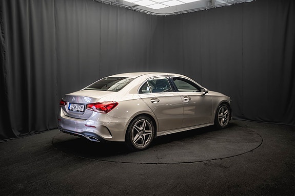 Mercedes-Benz A180 6 of 23