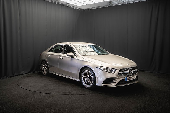 Mercedes-Benz A180 4 of 23
