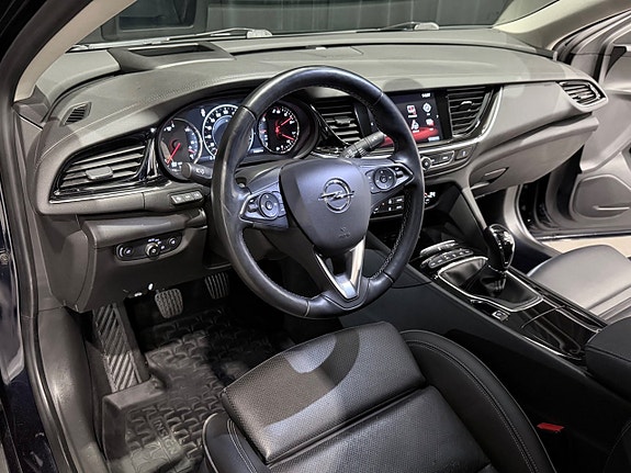 Opel Insignia 13 of 30