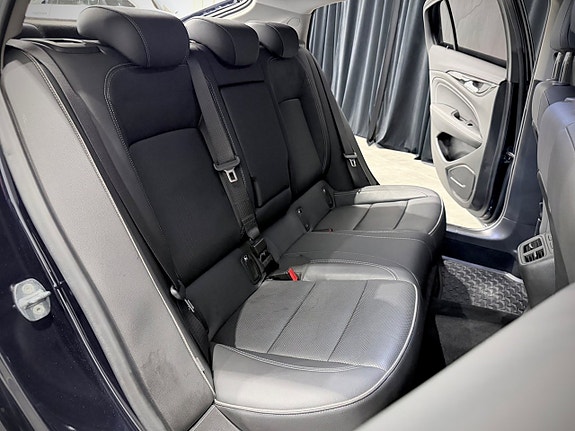 Opel Insignia 15 of 30