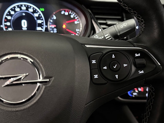 Opel Insignia 21 of 30