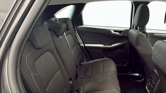 Ford Kuga 5 of 12