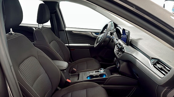 Ford Kuga 3 of 12