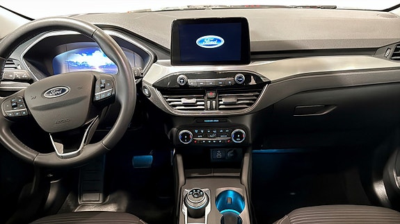 Ford Kuga 4 of 12
