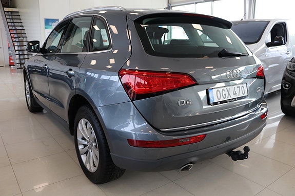 Audi Q5 8 of 19