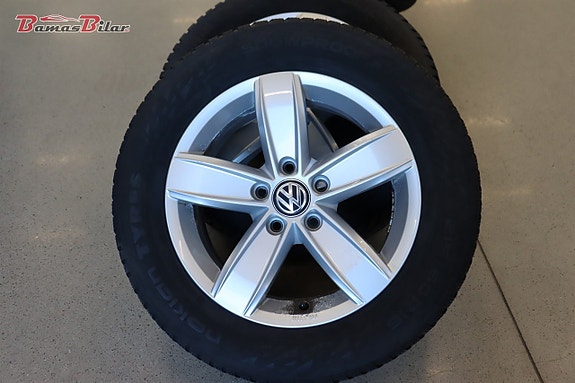 Volkswagen Passat 18 of 19