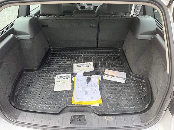 Volvo V50 9 of 9