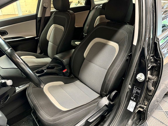 Kia Ceed 13 of 21