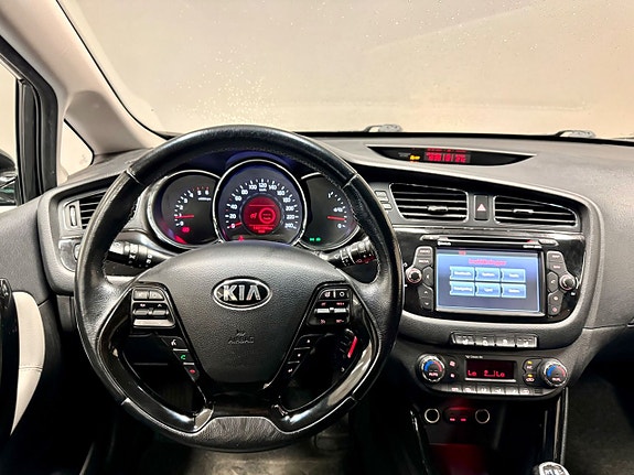 Kia Ceed 15 of 21