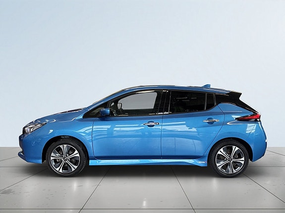 Nissan Leaf 4 of 20