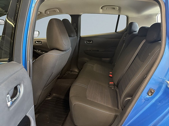 Nissan Leaf 13 of 20