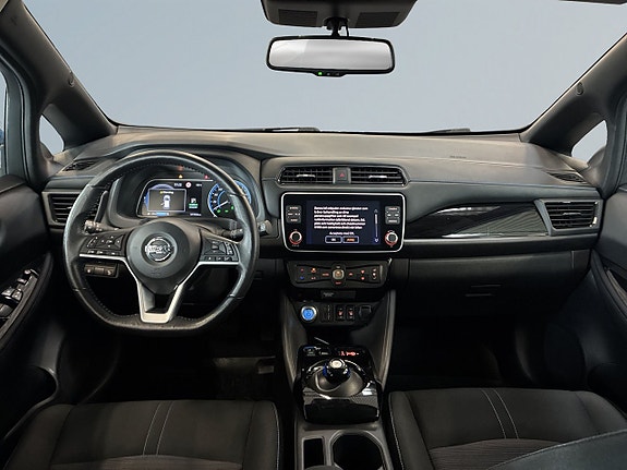 Nissan Leaf 8 of 20