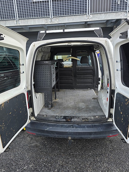 Volkswagen Caddy 8 of 9