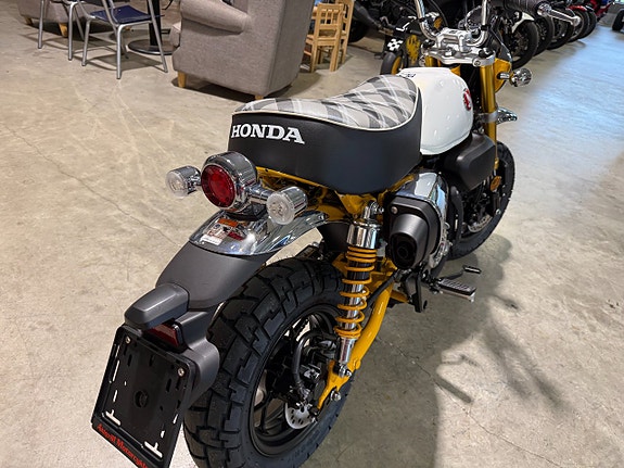 Honda MSZ125 Monkey ABS 11 of 12
