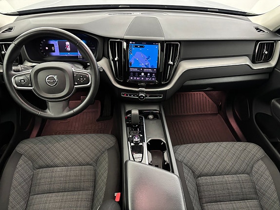 Volvo XC60 18 of 28