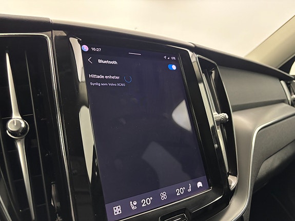 Volvo XC60 22 of 28