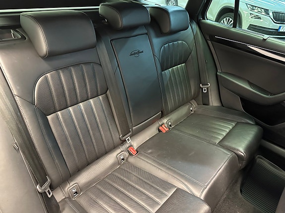 Skoda Superb 20 of 30