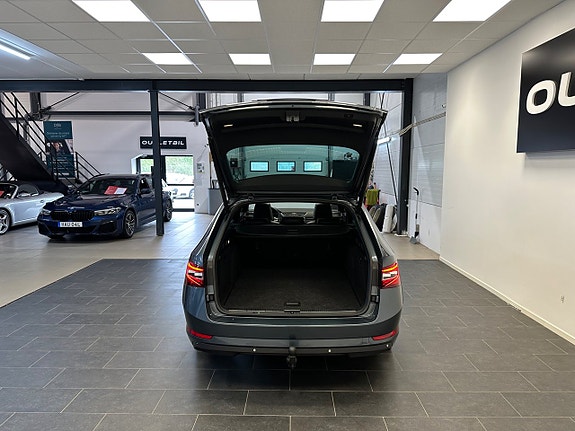 Skoda Superb 8 of 30