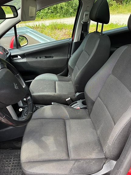 Peugeot 207 4 of 5