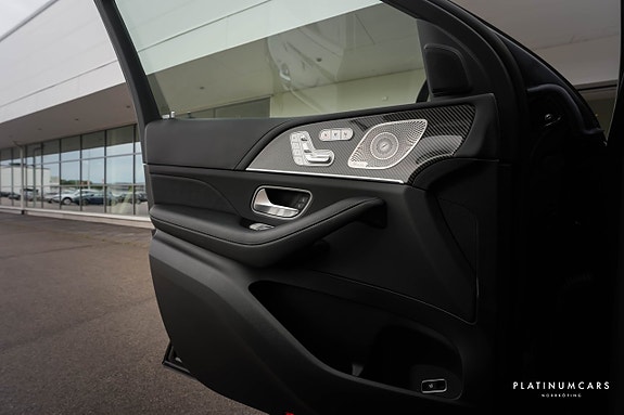 Mercedes-Benz GLE63 17 of 23