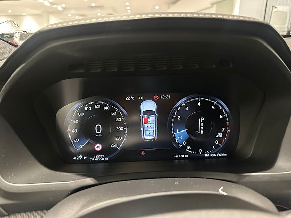 Volvo XC90 20 of 20