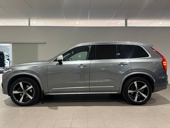 Volvo XC90 5 of 20