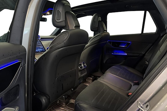 Mercedes-Benz GLC300 e 22 of 25