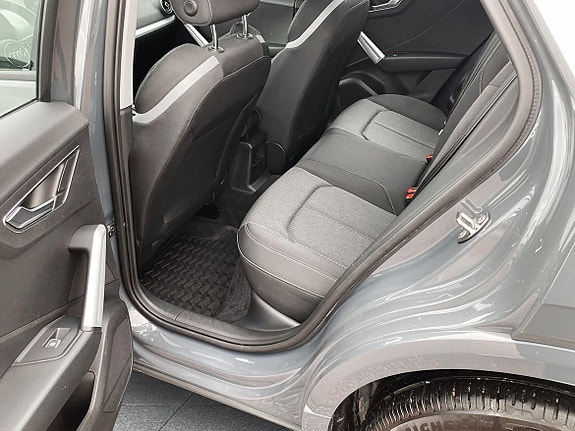 Audi Q2 7 of 10