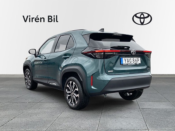 Toyota Yaris Cross 2 of 10