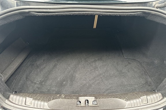 Jaguar XF 9 of 30