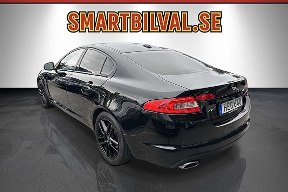 Jaguar XF 3 of 30