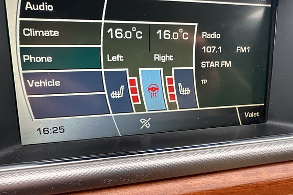 Jaguar XF 29 of 30