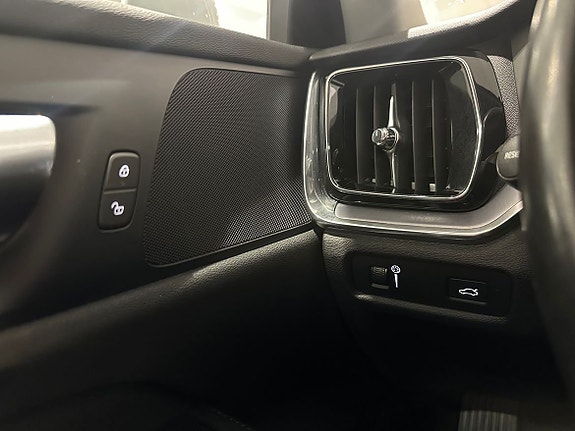 Volvo V60 18 of 18